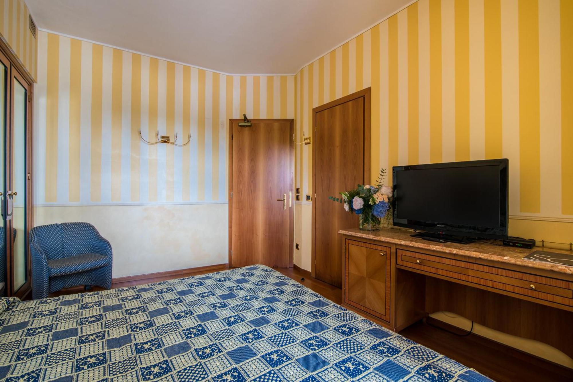 Hotel Porta Del Sole Soiano Del Lago Exteriér fotografie
