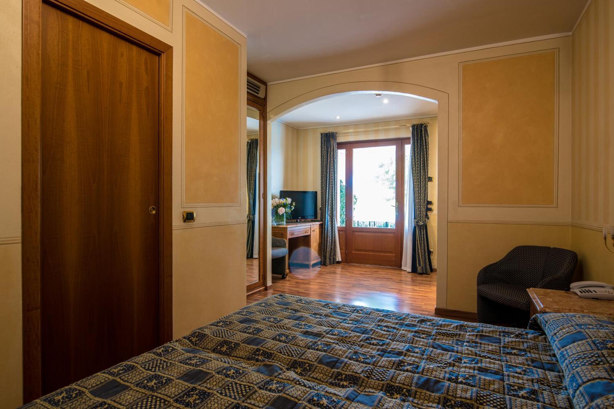 Hotel Porta Del Sole Soiano Del Lago Exteriér fotografie