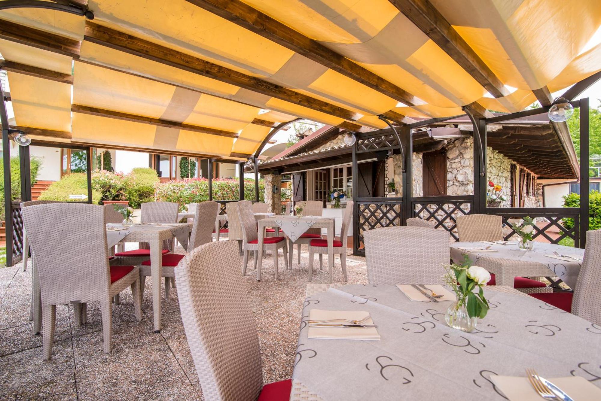 Hotel Porta Del Sole Soiano Del Lago Exteriér fotografie