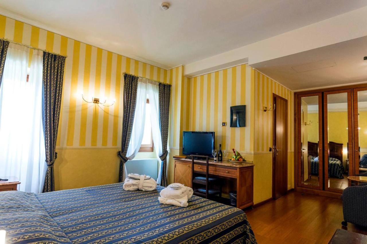 Hotel Porta Del Sole Soiano Del Lago Exteriér fotografie